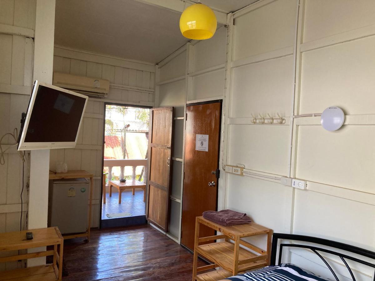 Orchid Guest House Трат Екстер'єр фото