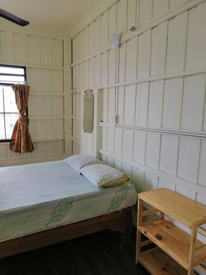 Orchid Guest House Трат Екстер'єр фото